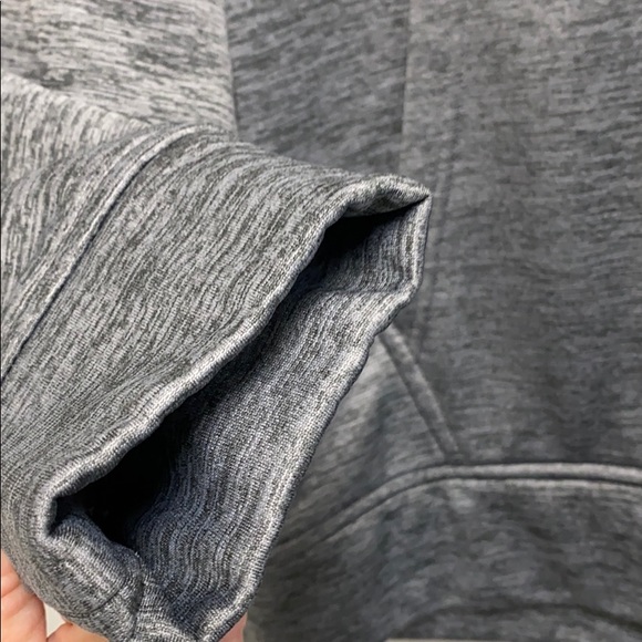 Woman’s Under Armour Hoodie - Picture 4 of 8